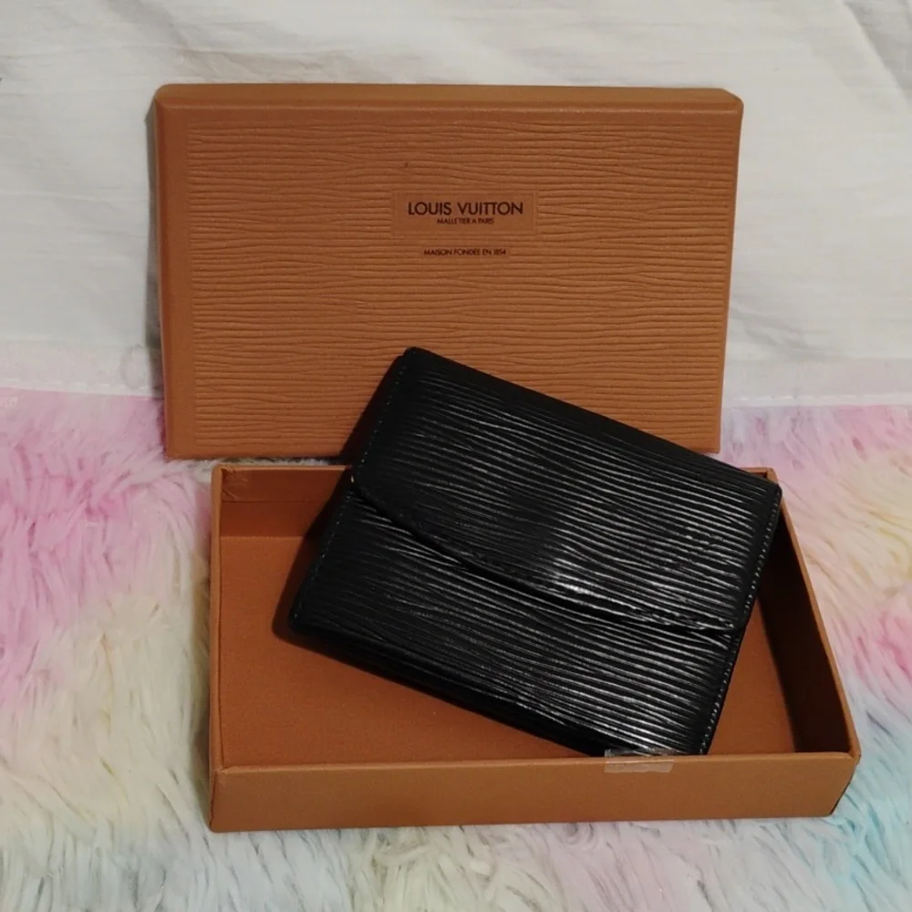 SALE! Authentic Louis Vuitton Black Epi Coin & Card Purse Vintage Wallet Unisex - Picture 12 of 13